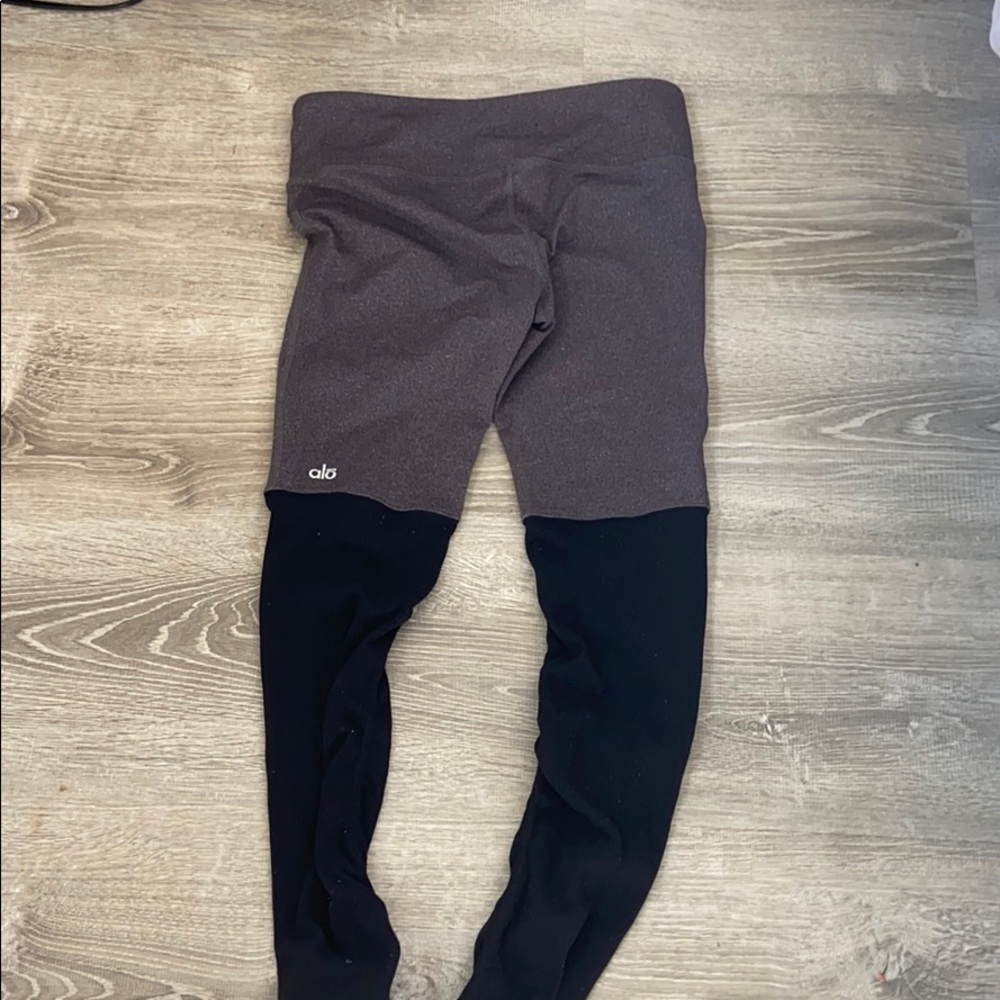 Alo yoga pants